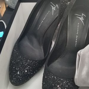 giusseppe zanotti size 7/12